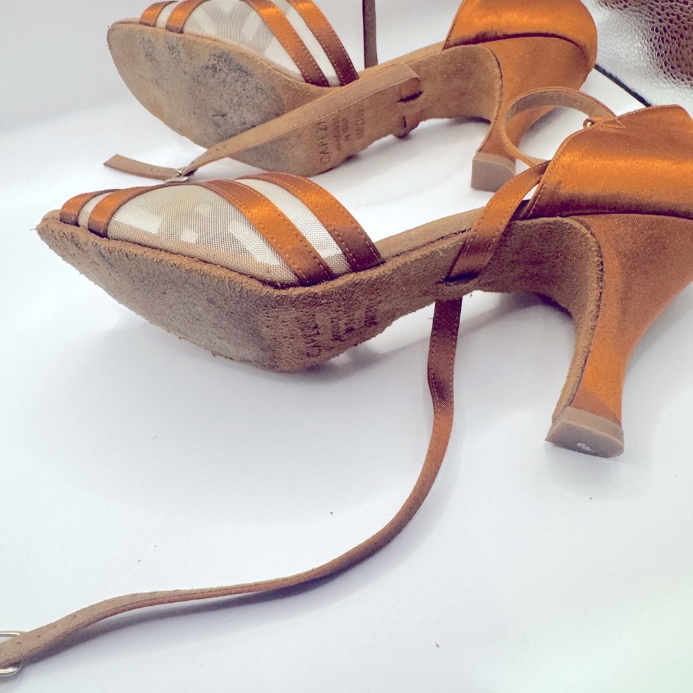 Capezio Elegant Women's Strappy Heels in Bronze